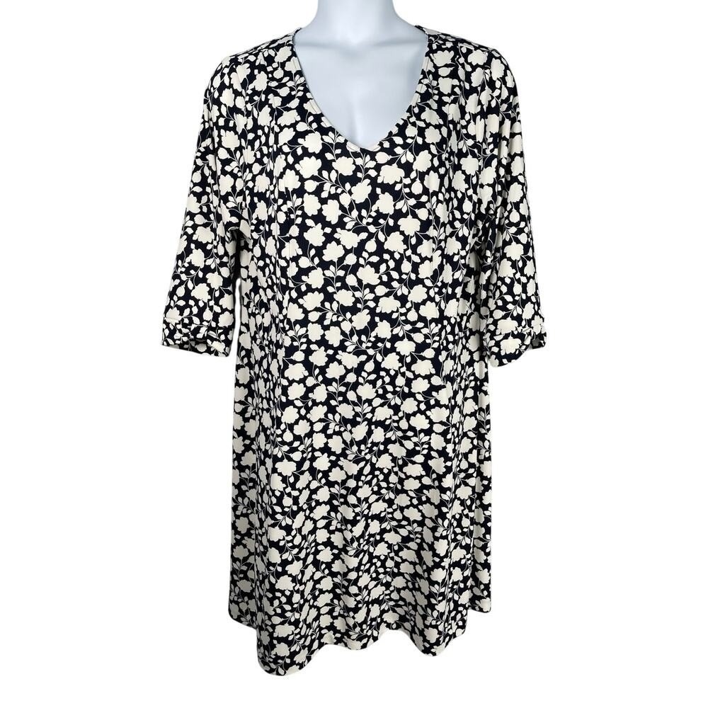 Talbots Dress 2X Navy White Floral 3/4 Sleeve V-neck Casual Travel Relaxed Shift